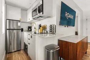 Fully-equipped kitchen