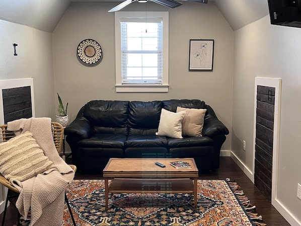 Cozy living room off kitchen. 