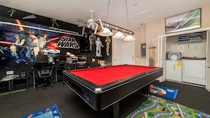 Spielezimmer