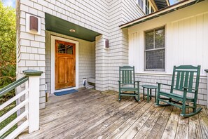 Rocking chair porch 