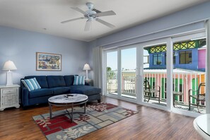 Harbor20House20207-4