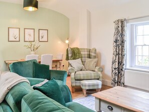 Living room/dining room | Biskey Howe, Hayton