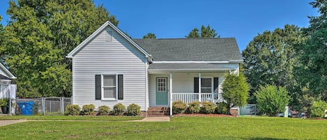 Durham Vacation Rental | 3BR | 1BA | Stairs Required to Access | 1,226 Sq Ft