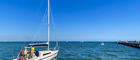 Sailing on Port Philip Bay