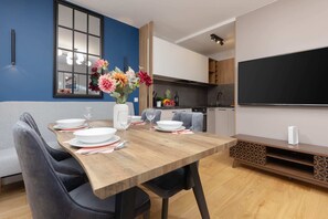 Dining table in the living room. 