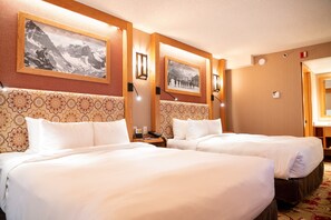 Drift off to sleep in the plush queen beds, perfect for a vacation with close friends and family!