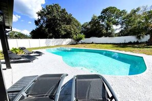 Freshwater Swimming Pool & Stylish Sun Loungers