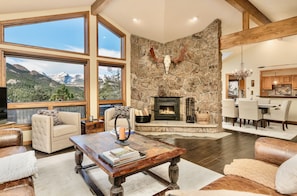 Living Room, Indoors, Room, Furniture, Flooring