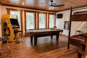 Hardwood, Furniture, Room, Indoors, Flooring