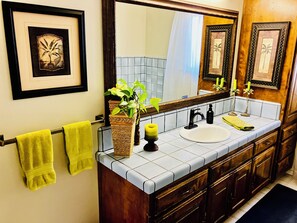 Spacious private bathroom!