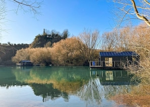 St Andrews Lakes, Halling