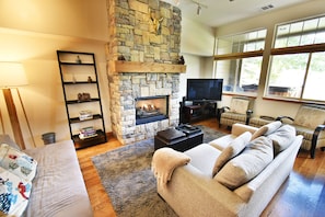 Living Room with Gas Fireplace, Flatscreen - Living Room with Gas Fireplace, Flatscreen