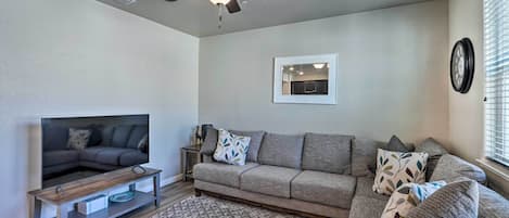 Elk Grove Vacation Rental | 2BR | 2.5BA | Step-Free Entry | 1,238 Sq Ft