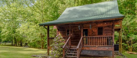 Architecture,Building,Cabin,House,Log Cabin