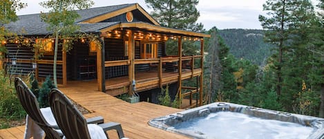 Take a soak in the hot tub as you revel in the serenity of the mountains or lounge on the sun deck or the covered porch with your favorite book.