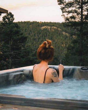 Bain à remous extérieur