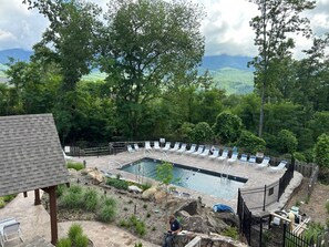 The Brand New Timber Ridge Pool - 5 Minutes from the House!