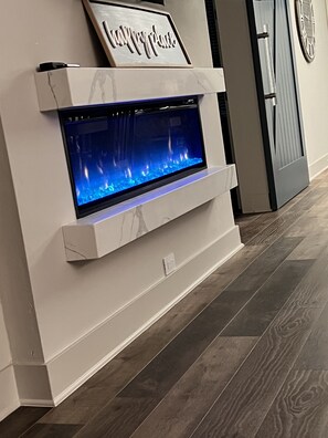 Color-changing electric fireplace
