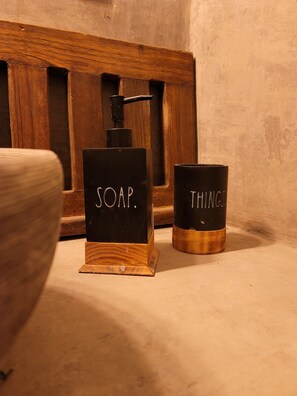 Équipements de salle de bain