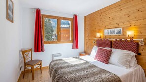 Drift to sleep in one of the bedrooms! Bedding configurations vary.