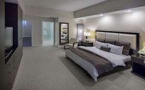 Unit with King bed
