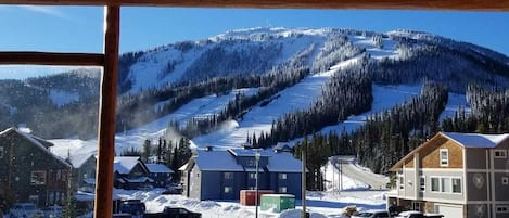 Blue bird skies & ski hill views - Apex Mountain the place you want to be!