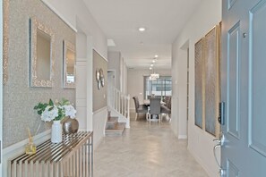 Entry way