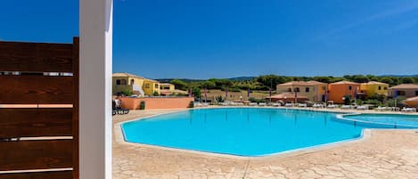 Holiday Home Swimming Pool