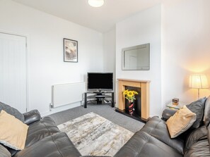 Living room | Parkway, Whitwell, near Worksop