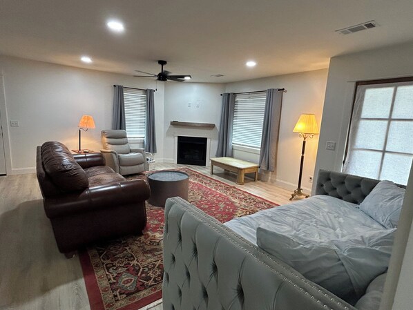 Living area with trundle beds and sofa sleeps 3 adults