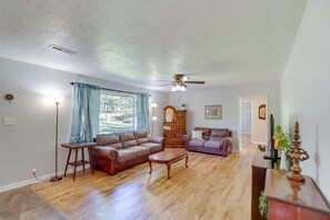 Living Area | Flat-Screen TV | DVD Player | Board Games