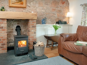 Living area | Cowslip Cottage, Withleigh, near Tiverton