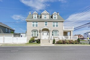 Exterior | Free Street Parking
