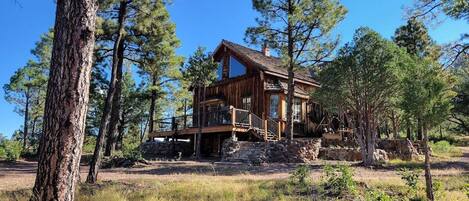 Charming cabin on 5-acres!