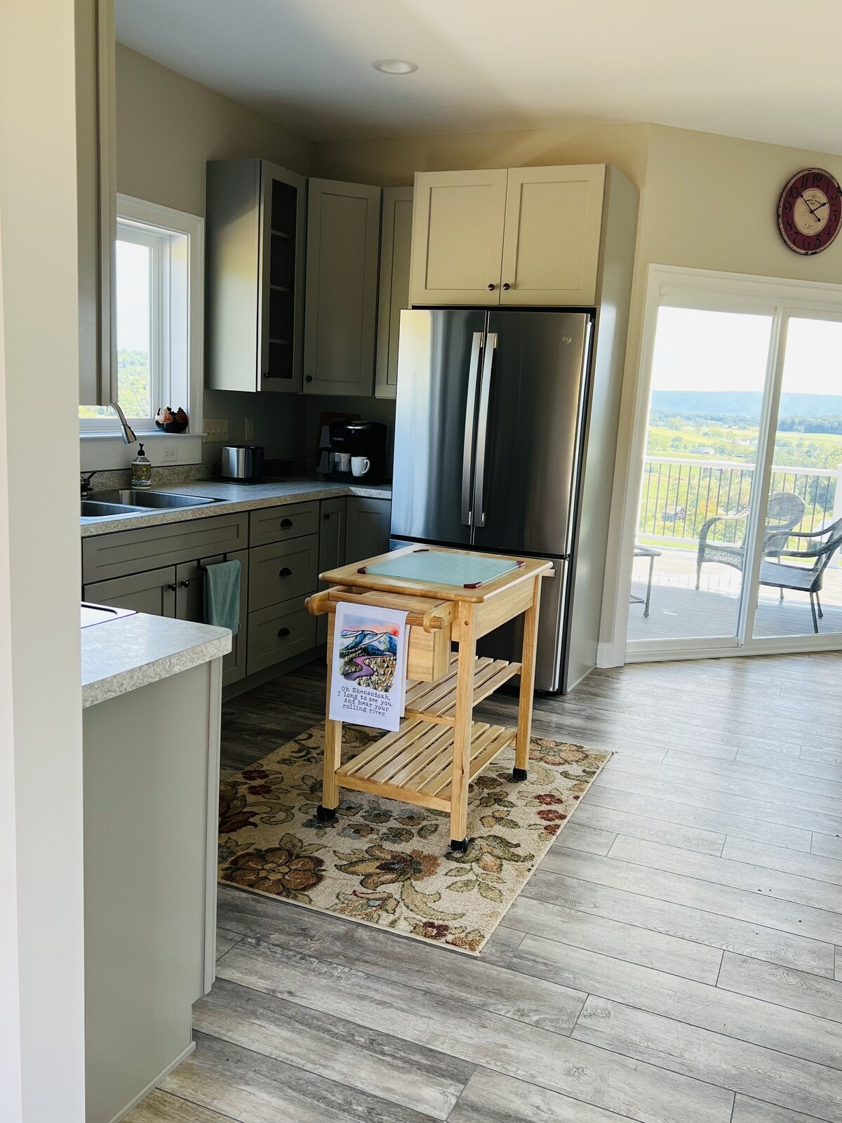 Celebration Cottage with Mountain Views in beautiful Shenandoah County, Virginia