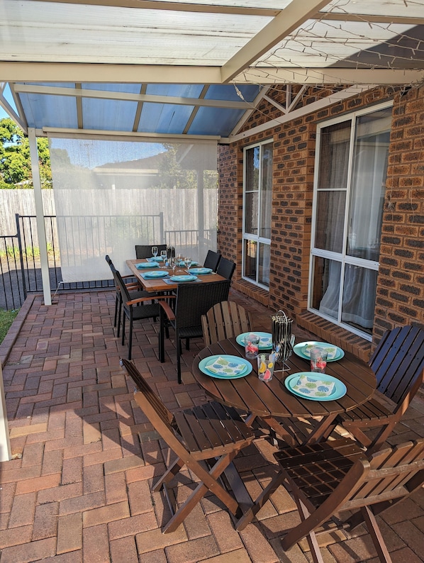 Outdoor dining