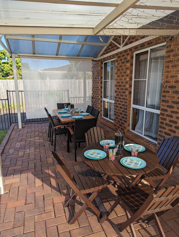 Outdoor dining