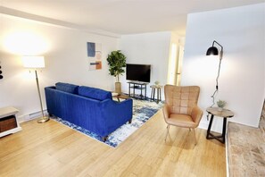 Sofa bed folds out to reveal a queen sized bed 