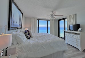 Master Suite, Balcony access