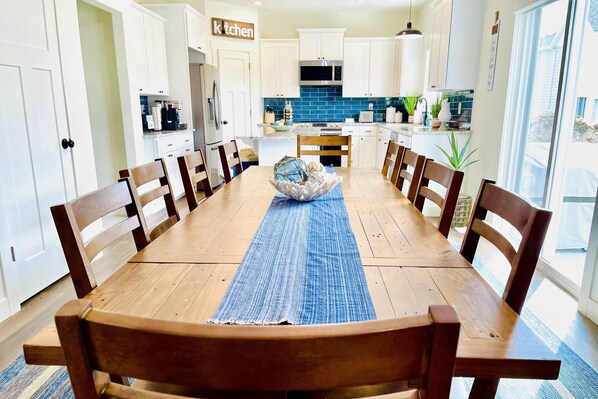 Kitchen / dining area