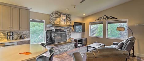 Ketchum Vacation Rental | 1BR | 1BA | 750 Sq Ft | Step-Free Access w/ Elevator