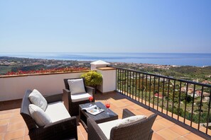 Vue de la maison de vacances [été]