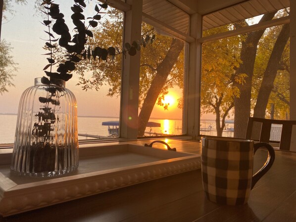 Sunsets on Water #thenorthshorecabin