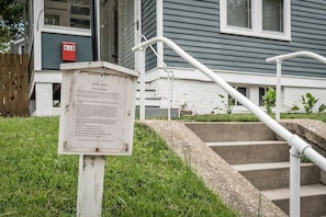 Front elevation of this charming historic 1870's built home.  Recently renovated of course.

4 bedroom 2 full bath.  Private Back yard.  Covered front porch and covered rear porch.

Close to downtown St. Charles.  A little over 1/2 mile walk.