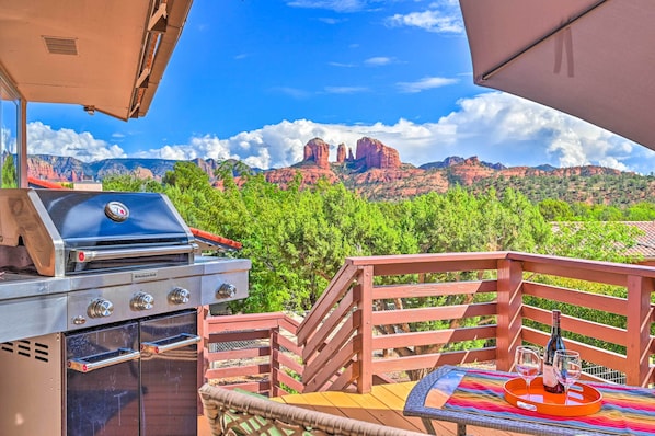 Sedona Vacation Rental | 3BR | 2BA | 2,050 Sq Ft | Stairs Required for Access