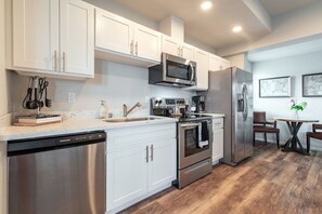 Fully equipped kitchen