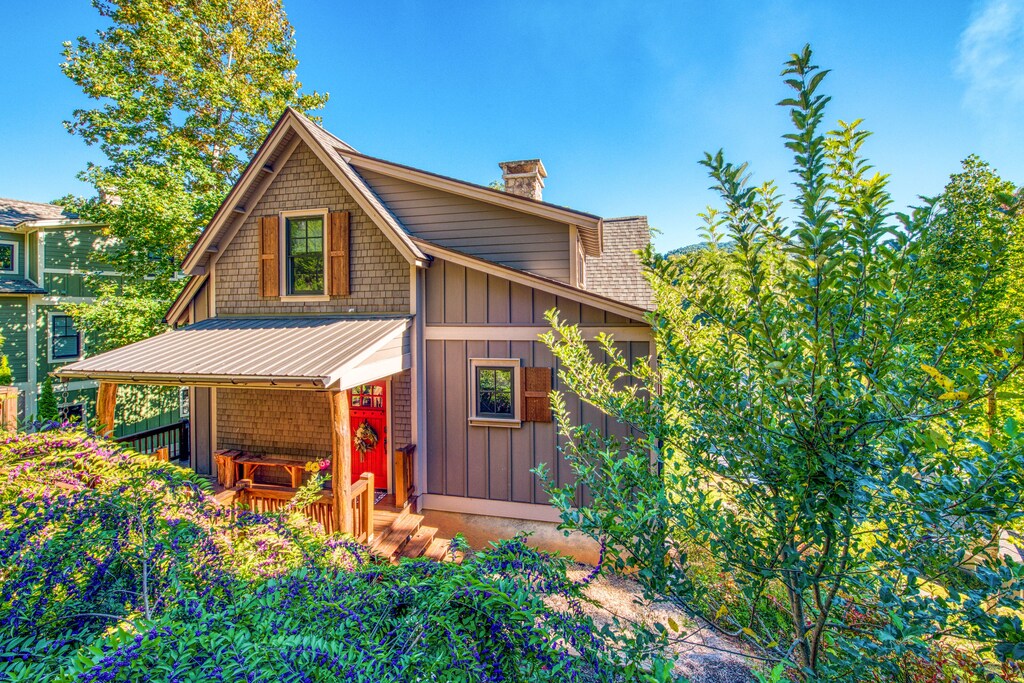 Cullowhee, NC Vacation Rentals chalet rentals & more Vrbo