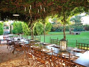 Outdoor dining