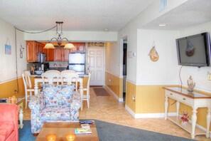 Sands Beach Club 926 Living Area