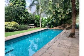Sparkling pool to cool off